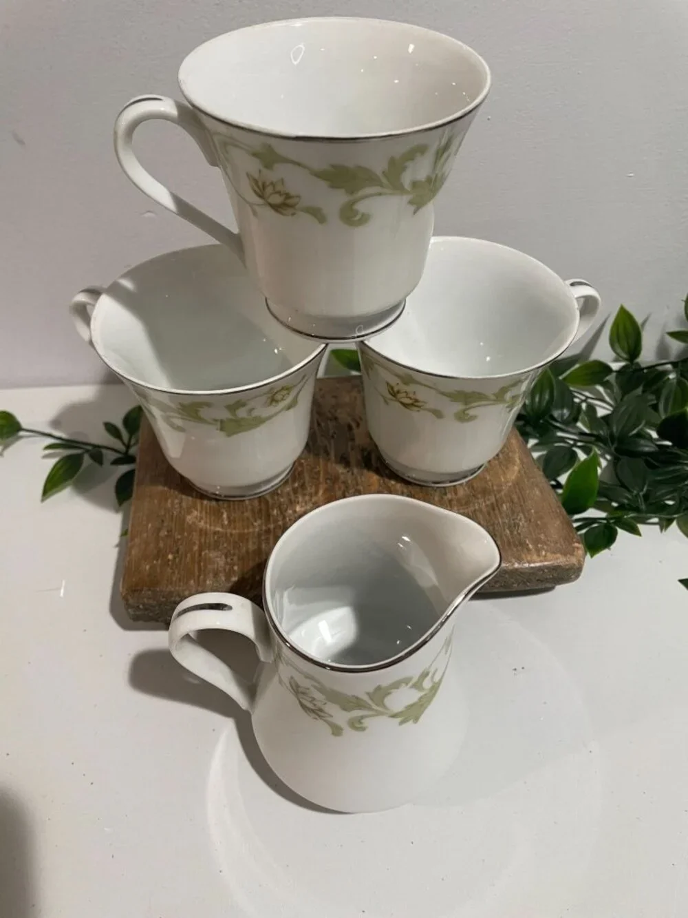 Mikasa Trousseau 9362 Fine China Creamer & 3 Coffee Cups Set Japan